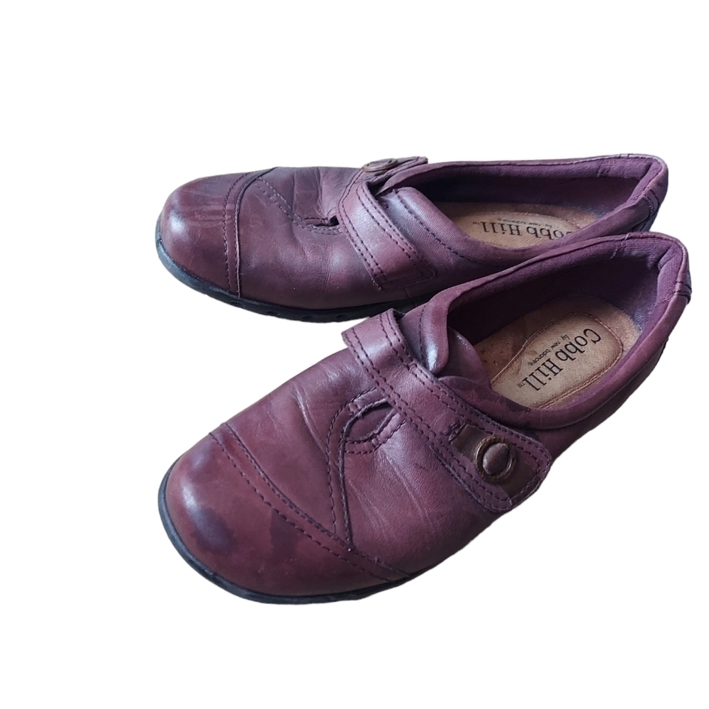 8.5 Cob Hill Burgundy flat shoe